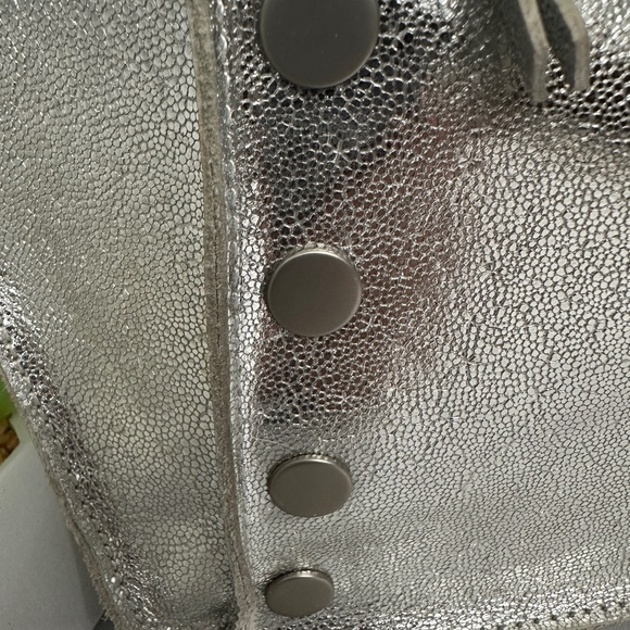 🦄 RARE Hammitt Bob in Tetras Silver 🦄 VGUC - Picture 4 of 12